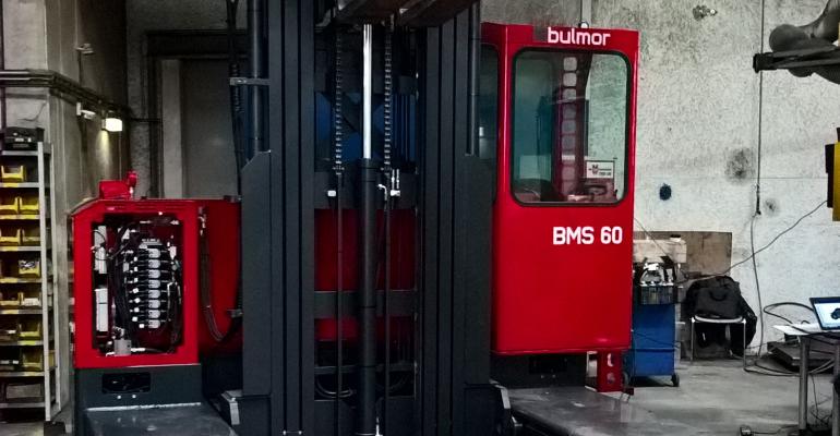 電動液壓閥使叉車快速，靈活，高效